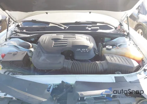 2022 Dodge Challenger Gt z USA, uszkodzony, nr VIN 2C3CDZJG2NH140396